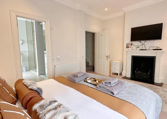Spacious And Cosy 3Brs 5F House In Heart Of London