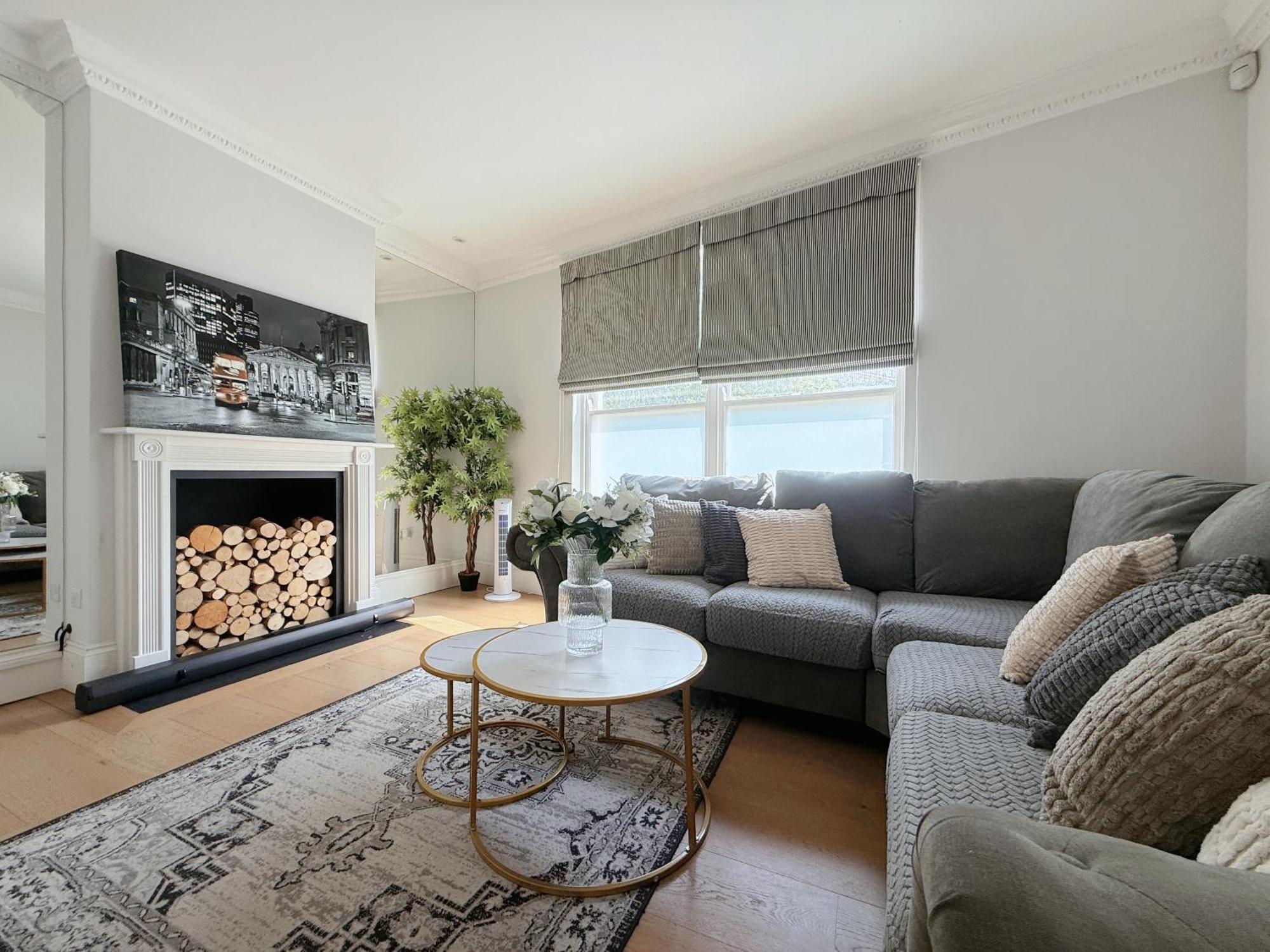 Villa Spacious And Cosy 3brs 5f House In Heart Of London