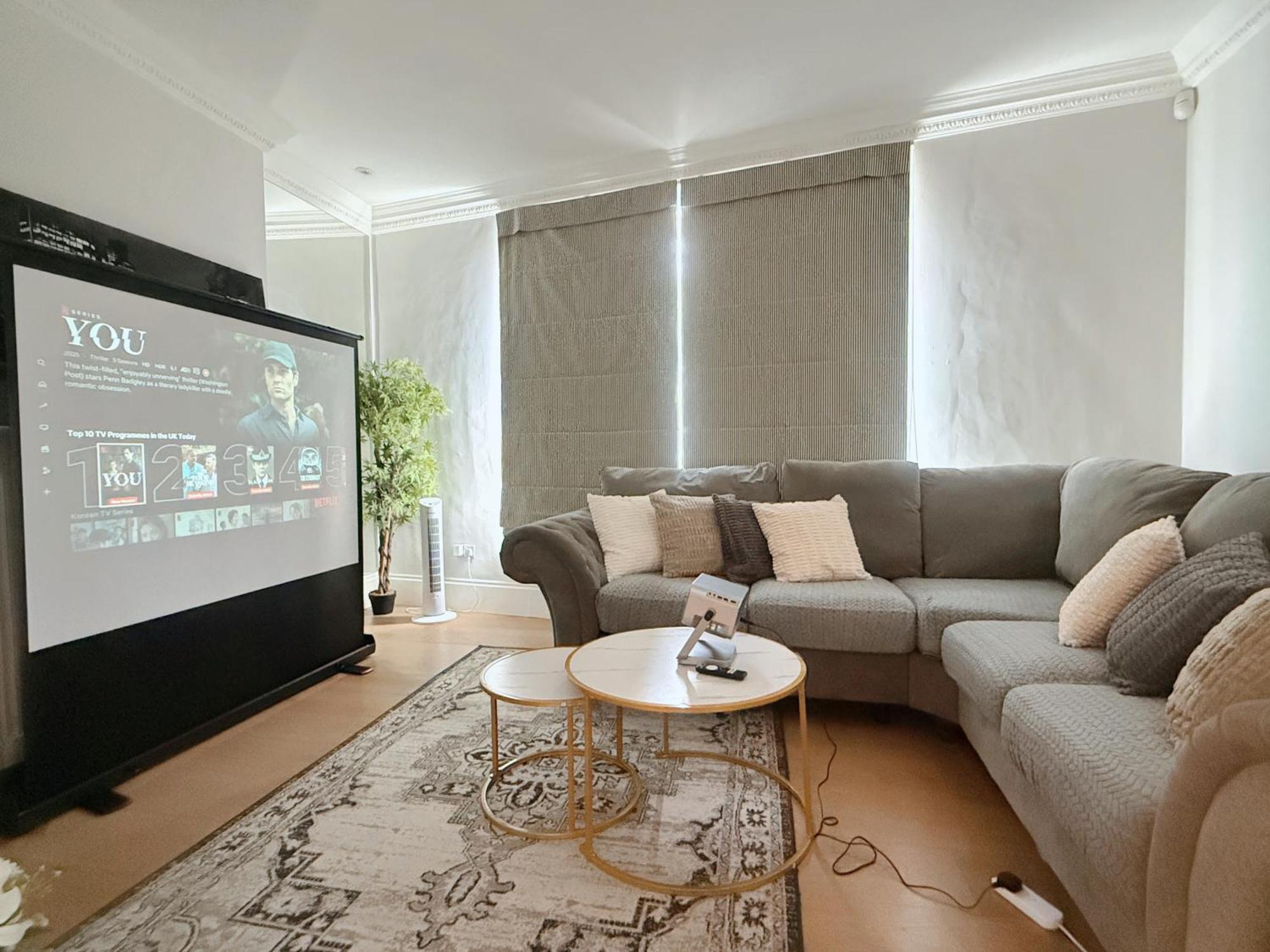 Spacious And Cosy 3brs 5f House In Heart Of London