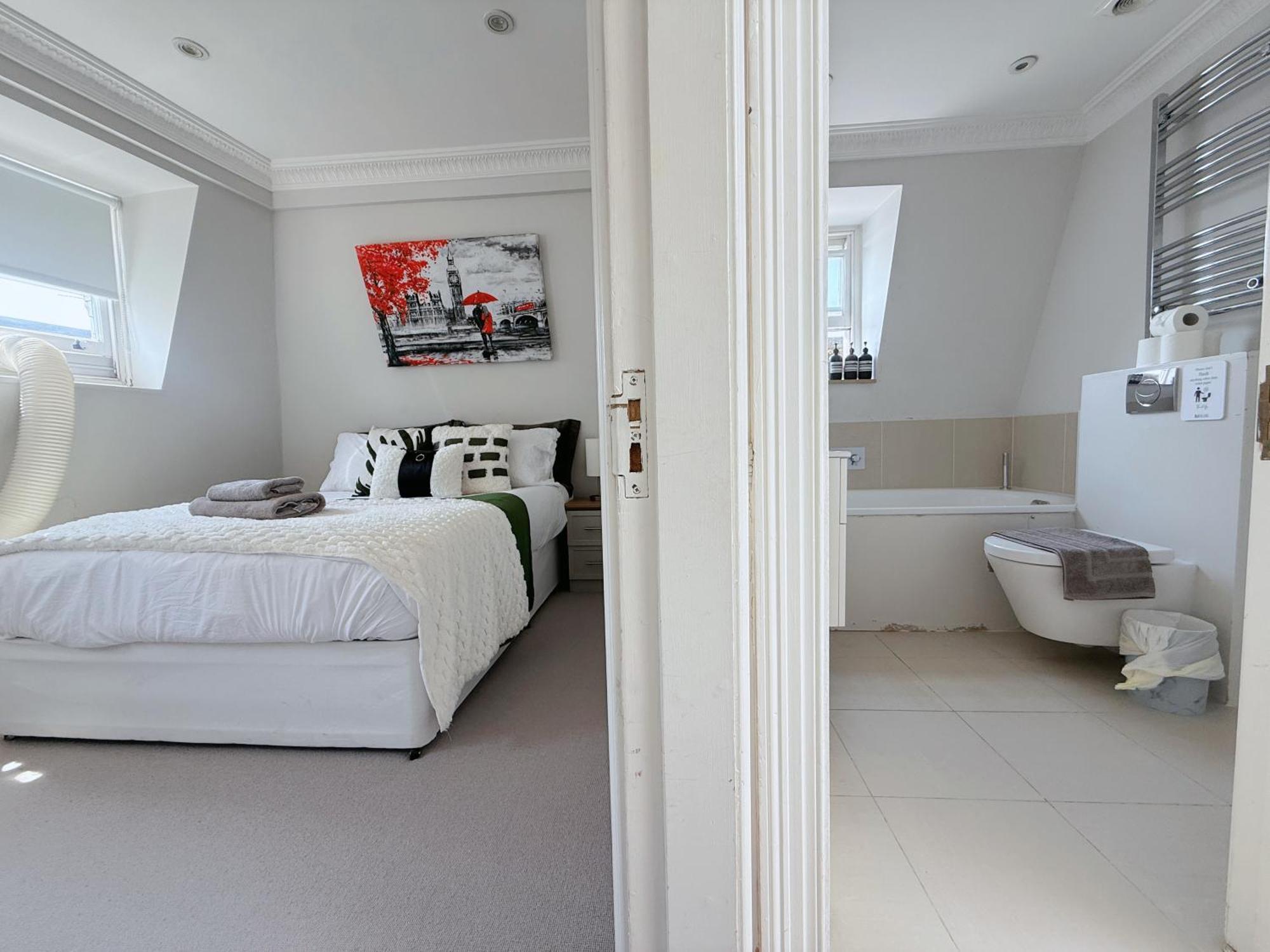 Villa Spacious And Cosy 3brs 5f House In Heart Of *