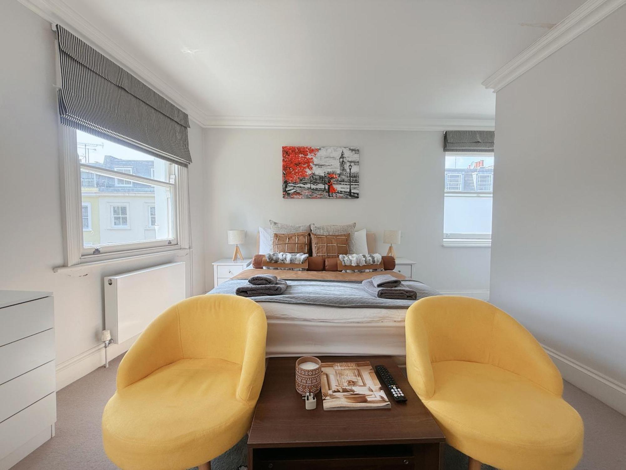 Spacious And Cosy 3brs 5f House In Heart Of Villa Londres
